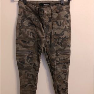 💚green army pants💚